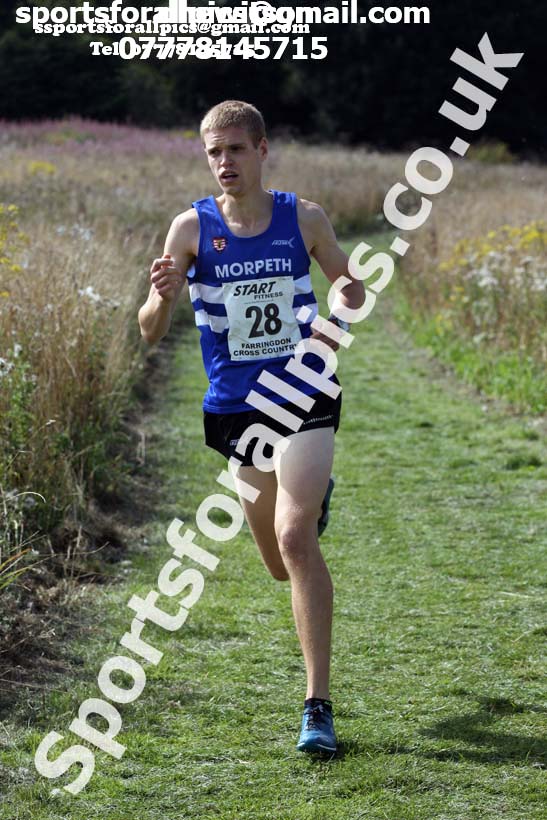 Senior mens and veteran relays, Sunderland Harriers Cross Country Relays, Farringdon, Sunderland . Photo: David T. Hewitson/Sports for All Pics